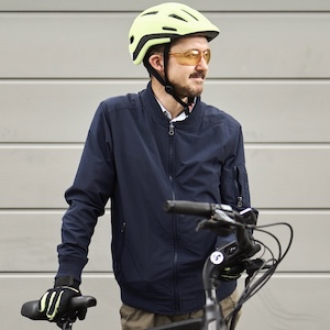 20220915_ucb_0004_ 300x300